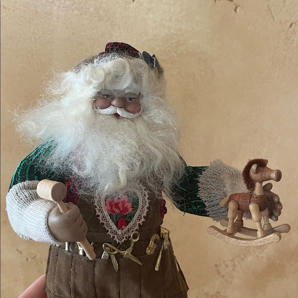 Vintage Lynn West Festive Santa Claus Toymaker Figurine